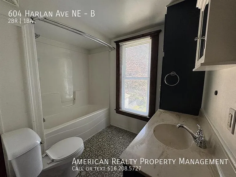 604 Harlan Ave NE #B — Photo 10