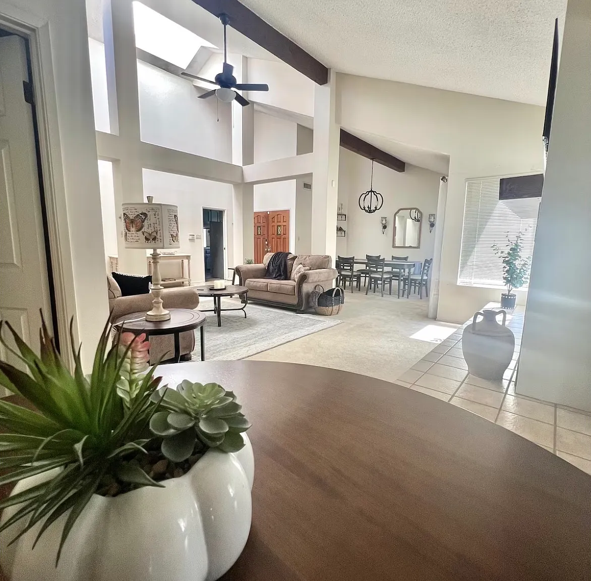 2 bed, 1657 sqft, $2,400 — Photo 2