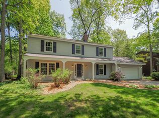 6817 Cromwell St, Portage, MI 49024