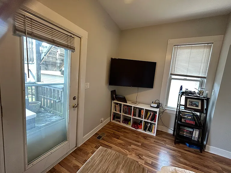 853 N Marshfield Ave #1 — Photo 10