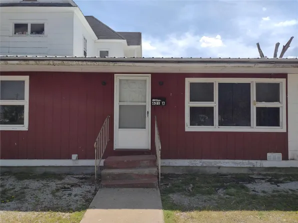 621 E Cleveland St, Monroe City, MO 63456
