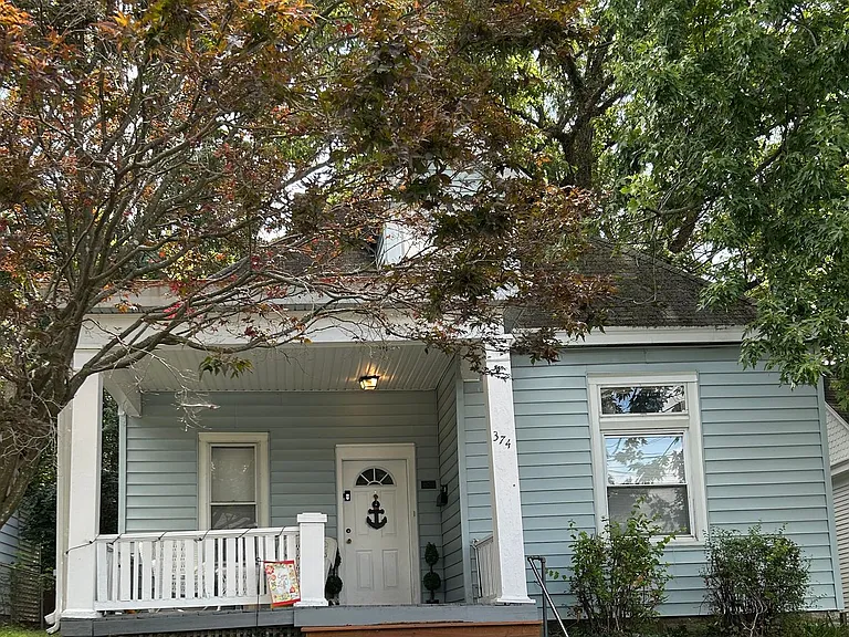 374 Park Ave — Photo 3