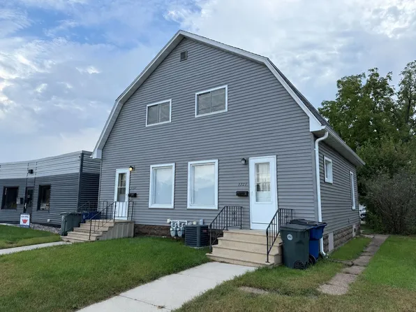 1721 & 1723 Falls Ave, Waterloo, IA 50701