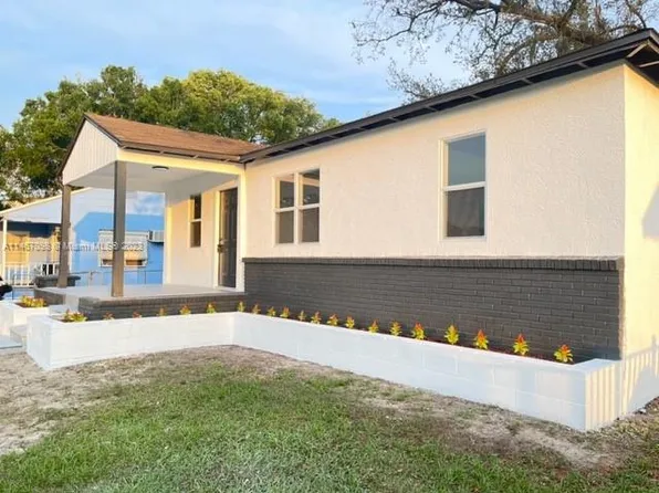 1111 W Circle St, Avon Park, FL 33825