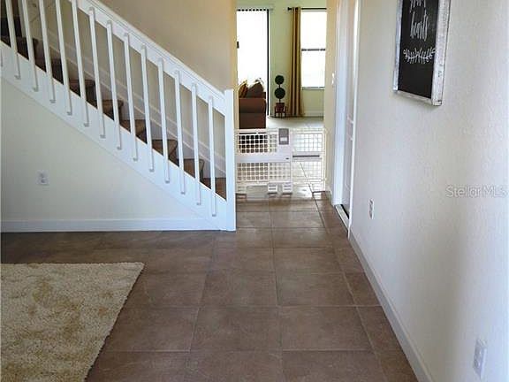 4th image of 9822 E Villa Cir