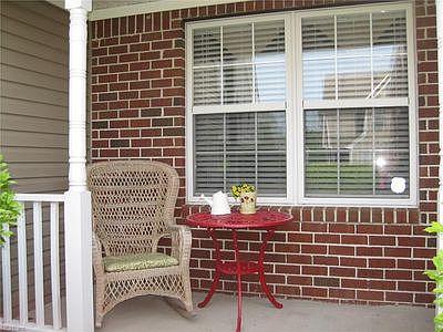 4th image of 1006 Willow Green Ct