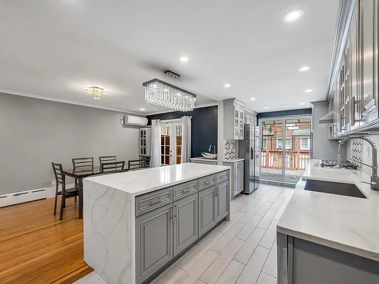 19 Dartmouth St — Photo 22
