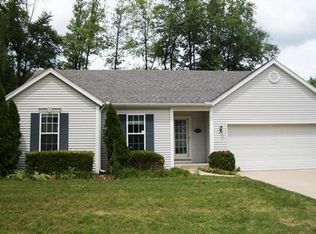 30421 Stone Edge Dr, Elkhart, IN 46514