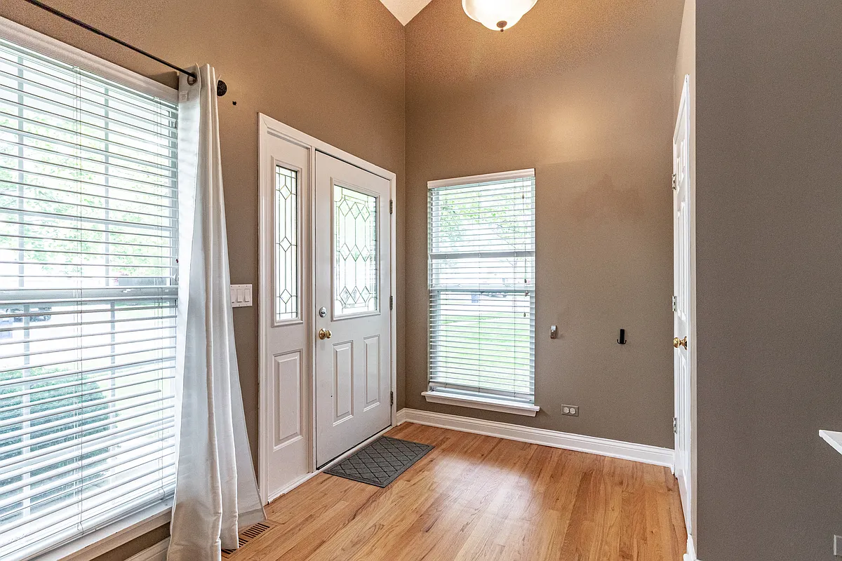 Building Photo - 7731 Milan Way