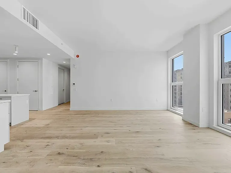 636 W 158th St #11I — Photo 9