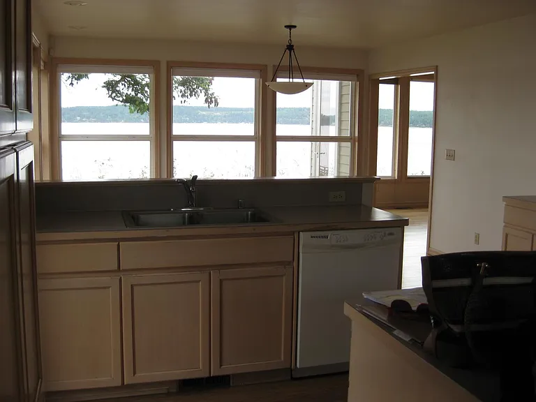 Kitchen area
