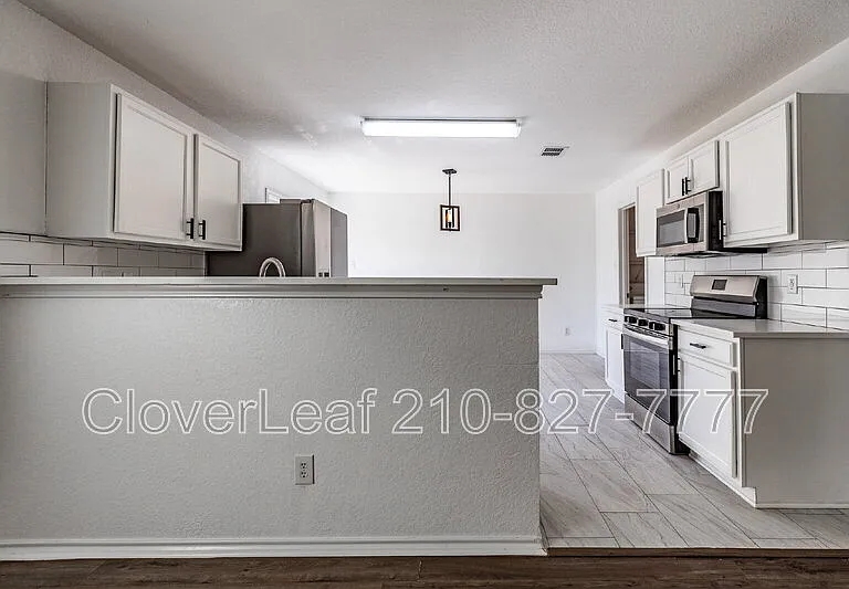 4323 Stetson Park — Photo 12