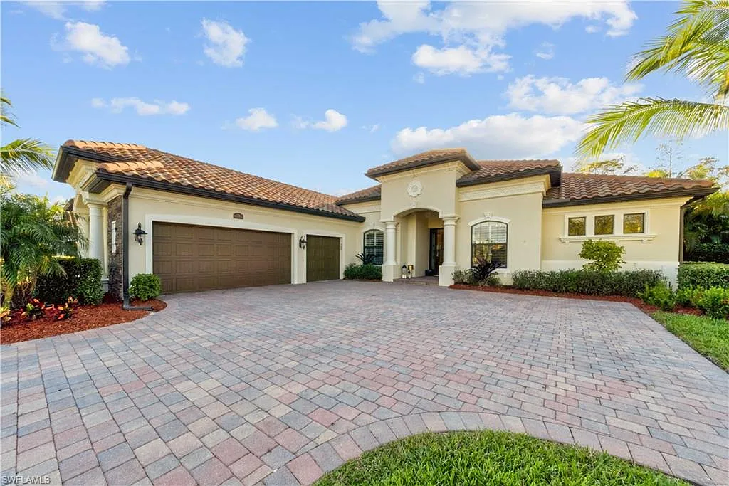 3 bed, 2.5 bath, 2392 sqft, $15,000 — Photo 1