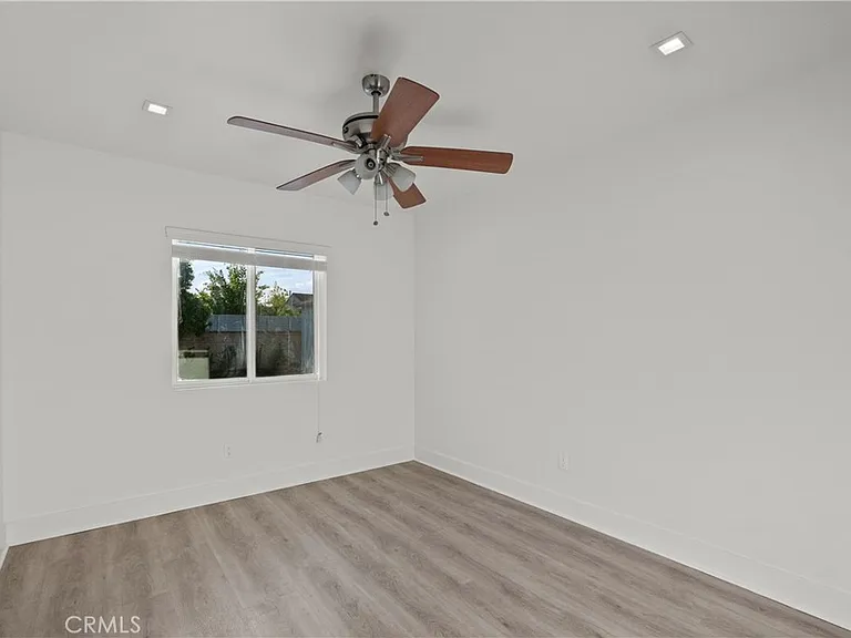 6051 Teesdale Ave — Photo 25