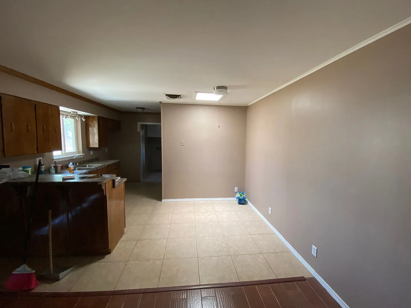 Eastside home for rent by Eastwood High School — Photo 4