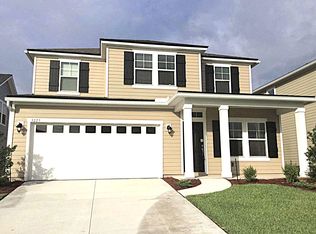 3275 Roundabout Dr, Middleburg, FL 32068