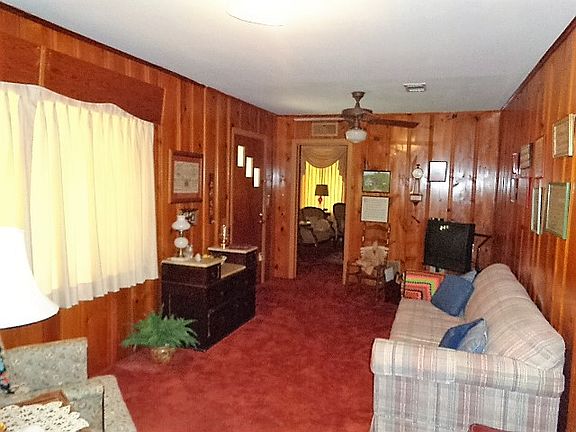 4th image of 109 Cedar Lane Dr