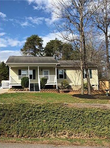 1st image of 5884 Sparrow Dr