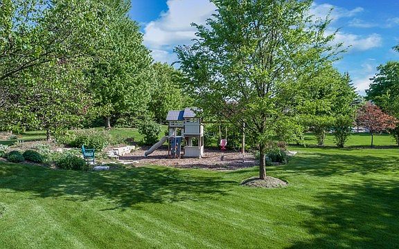 4th image of 4N897 Westwoods Ct