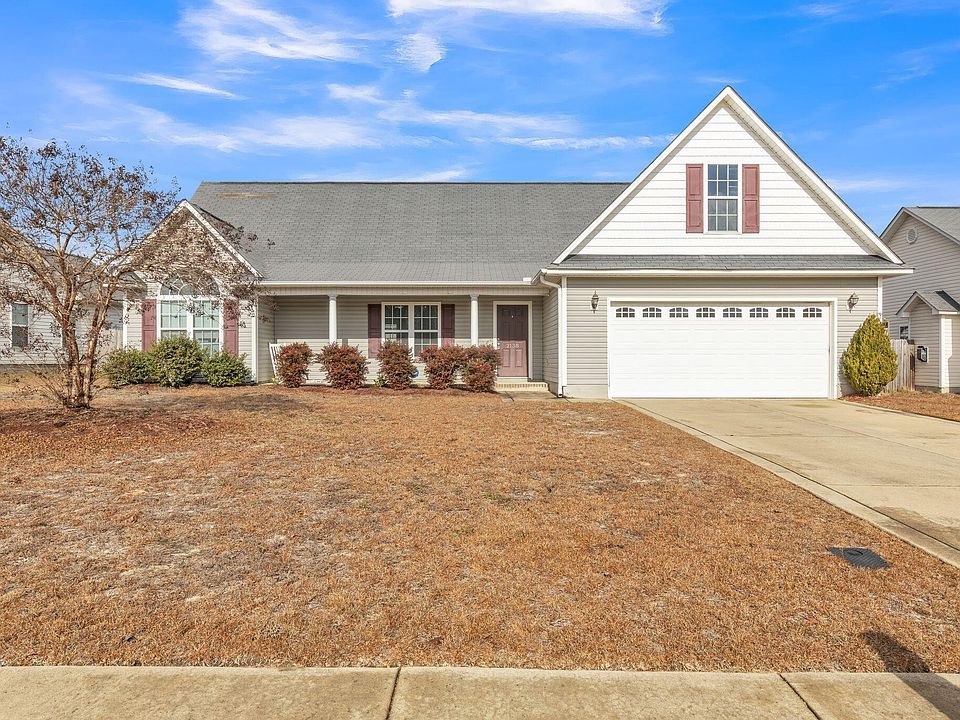1st image of 2138 Queen Elizabeth Ln