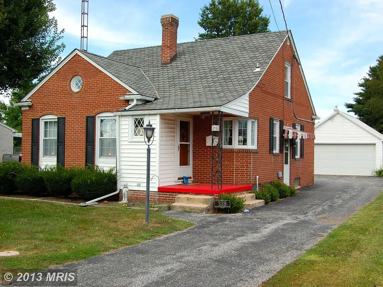 339 E Baltimore St photo 1