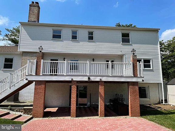 4th image of 9304 Bells Mill Rd