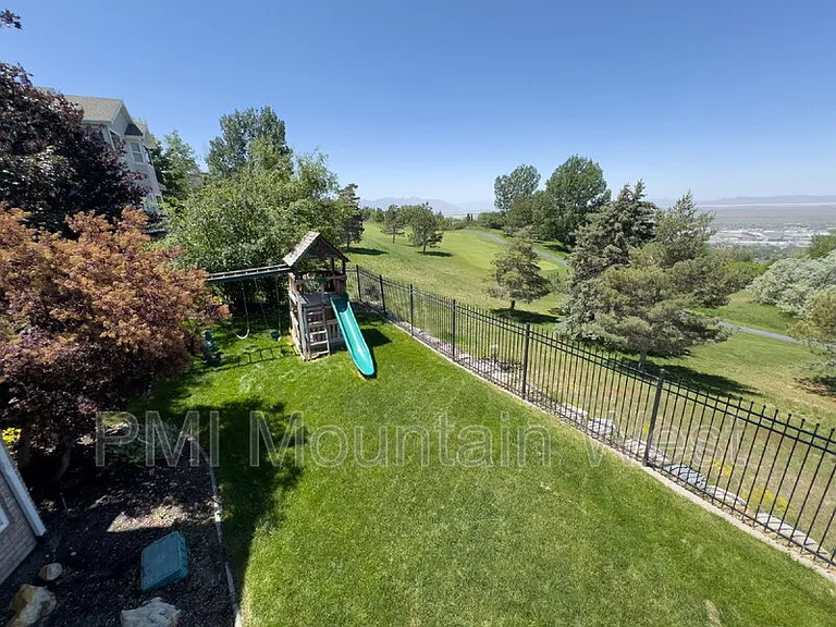 49 N Fairway Dr — Photo 31