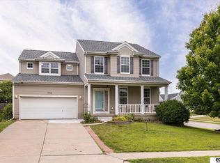 7528 N 107th St, Omaha, NE 68122