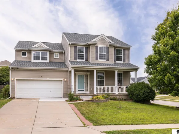7528 N 107th St, Omaha, NE 68122