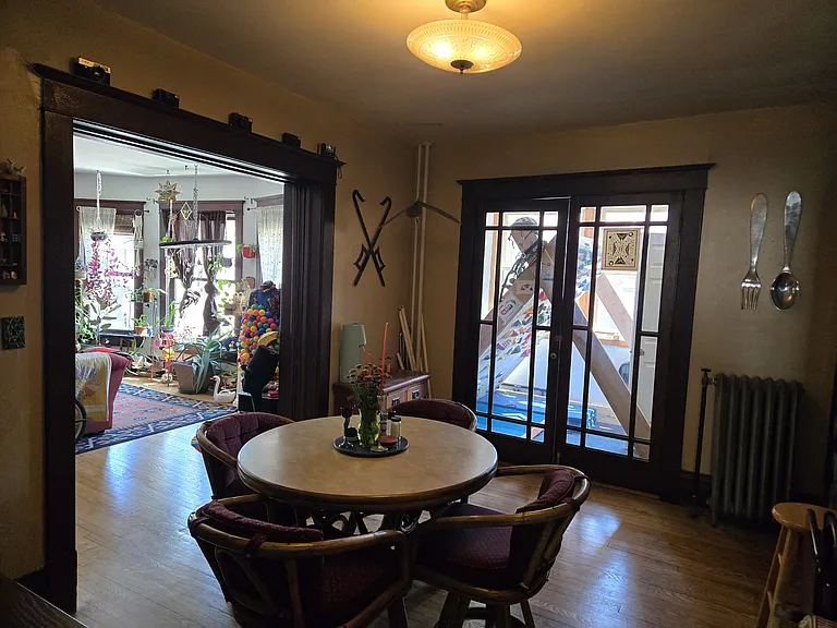 Dining room with be woddwork