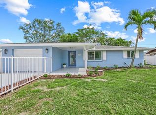 2913 Fiesta Dr, Venice, FL 34293