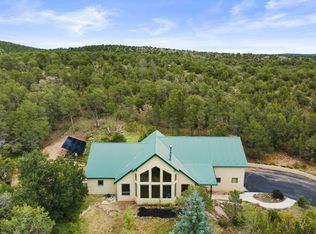 10 Howlin Wolf Trl, Tijeras, NM 87059