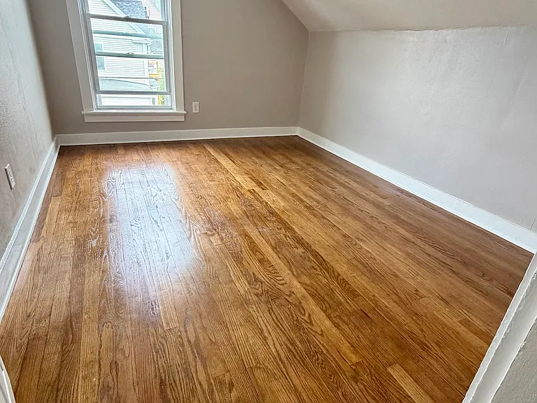 127 Brown St #3 — Photo 6