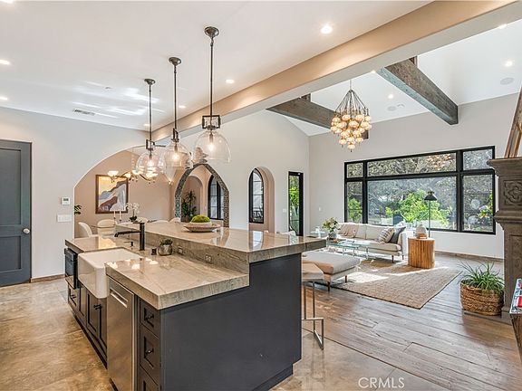 5th image of 6451 Chesebro Rd