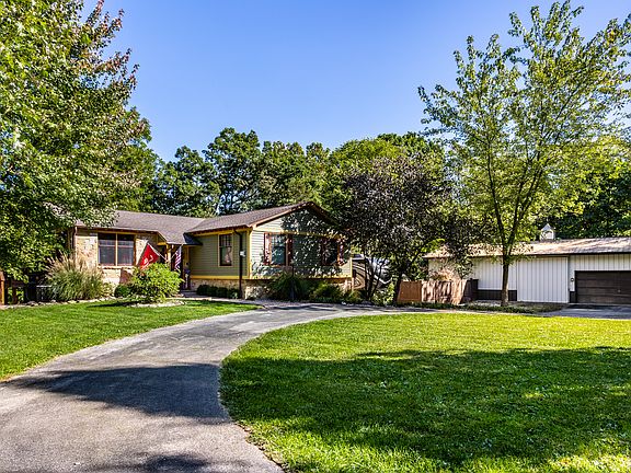 4th image of 4009 Cedar Hills South Dr