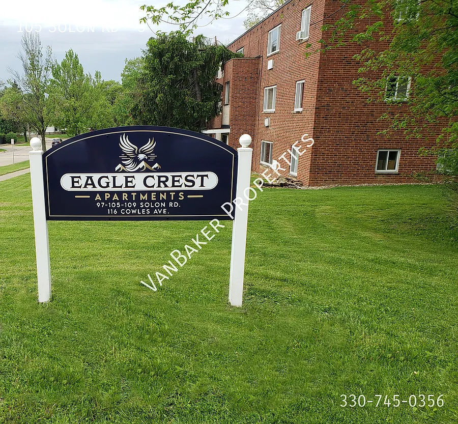2 bed, $1,050 — Photo 1