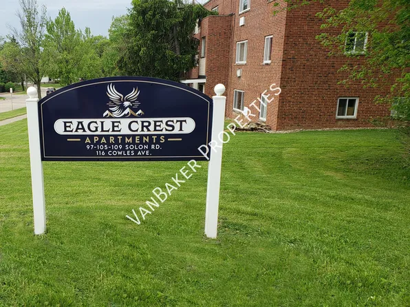 105 Solon Rd, Bedford, OH