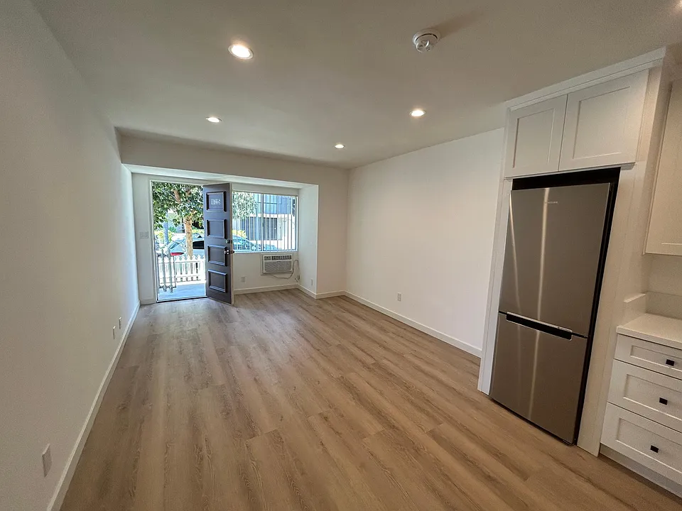 10722 Missouri Ave #5