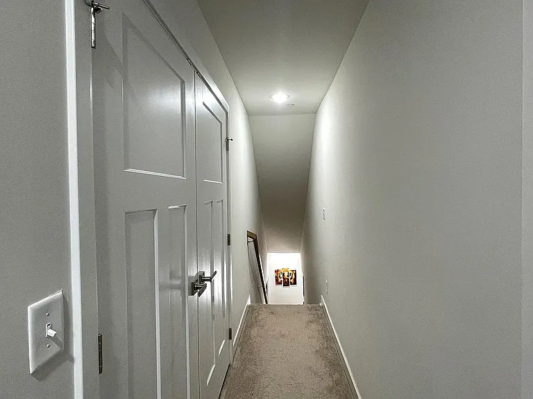 238 Marion Rd — Photo 24