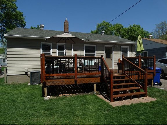 2nd image of 1922 Dorothea Ave