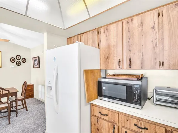 346 Cherry Laurel Dr, Palm Harbor, FL 34683