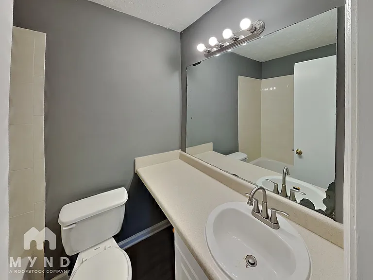 2340 Beaver Ruin Rd #71 — Photo 14