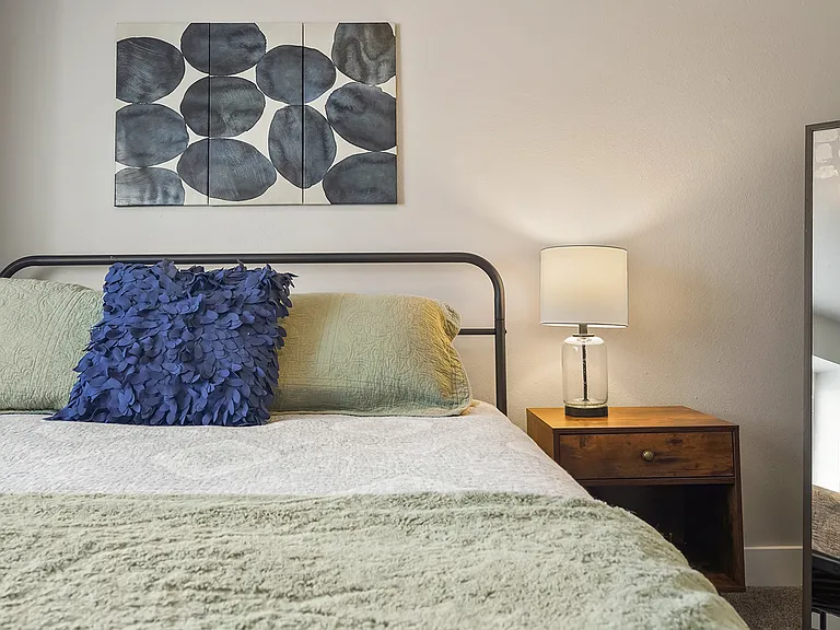 6871 N Fairfax Ave — Photo 27