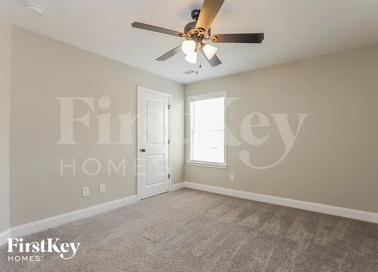 4426 Highland Gate Pkwy — Photo 11