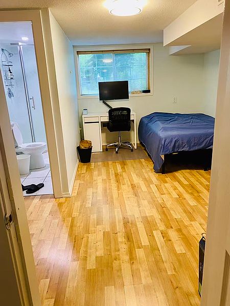 Vancouver House for rent - 1 Bedroom — photo 10