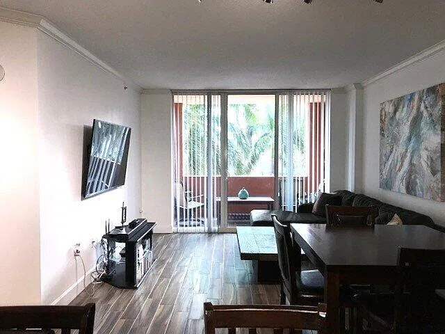 1 bed, 1.0 bath, 758 sqft, $2,650 — Photo 4