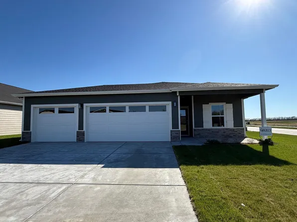 1798 W Redbud Ln, Goddard, KS 67052