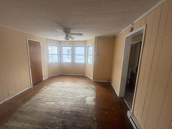 5th image of 89 Belmont St #2