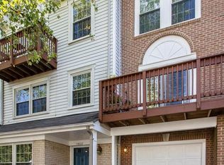 11807 Rockaway Ln #14, Fairfax, VA 22030