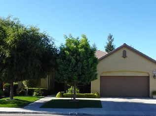 2574 E Utah Ave, Fresno, CA